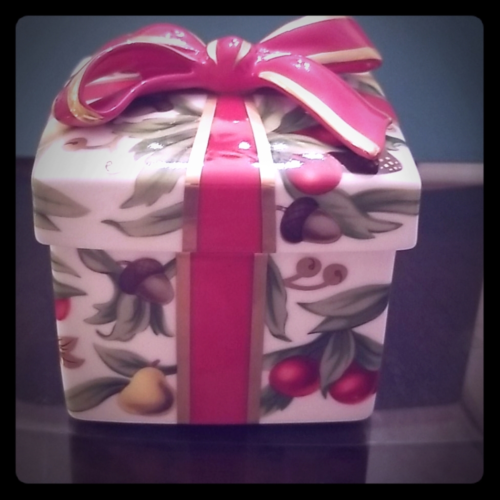 Tiffany & Co. Christmas Box
